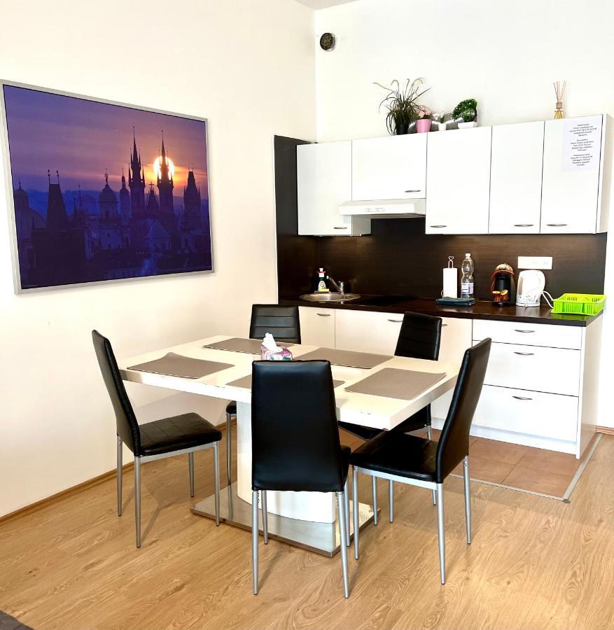 פראג Maria Apartments - Free Parking מראה חיצוני תמונה