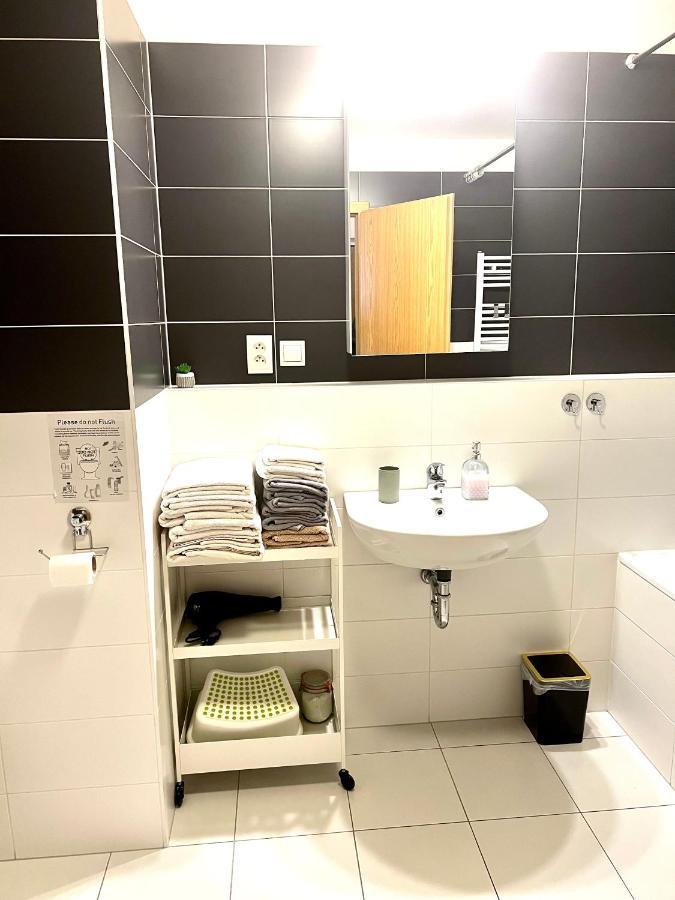 פראג Maria Apartments - Free Parking מראה חיצוני תמונה