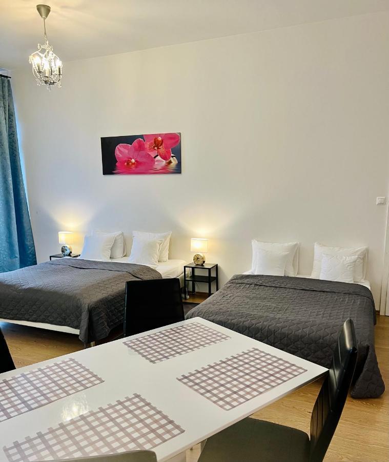 פראג Maria Apartments - Free Parking מראה חיצוני תמונה